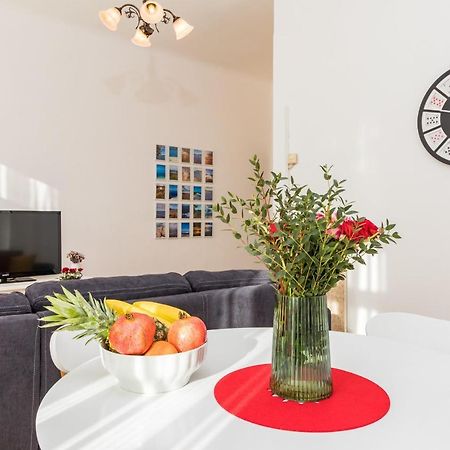 Apartman Lussi Pula Exterior foto